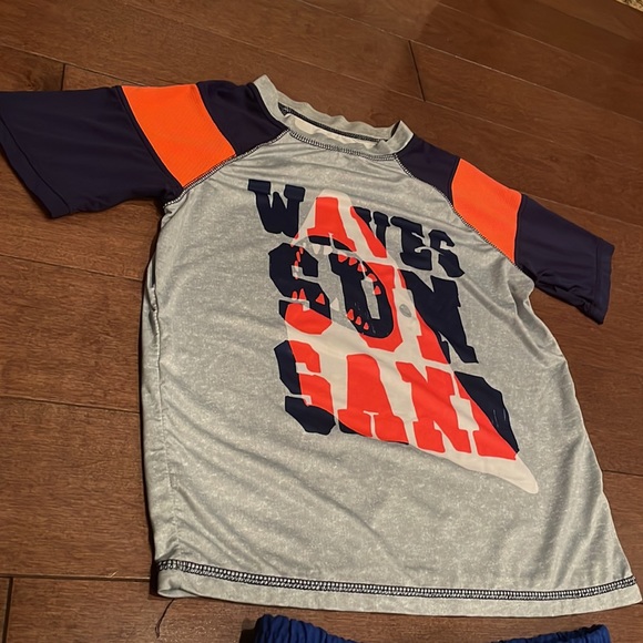 Ocean pacific swim trunks and rash guard - Picture 2 of 6